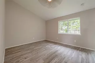11522 Saulsworth St, Houston, TX 77099 - Photo 30