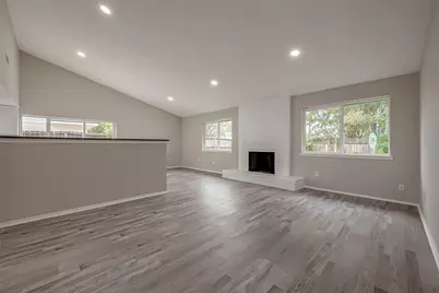 11522 Saulsworth Street, Houston, TX 77099 - Photo 10