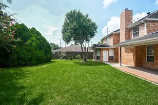 9715 Atwell Dr, Houston, TX 77096 - Photo 30