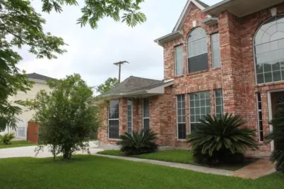 9715 Atwell Drive, Houston, TX 77096 - Photo 2