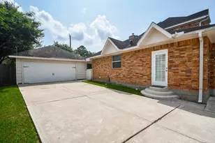 9715 Atwell Dr, Houston, TX 77096 - Photo 32