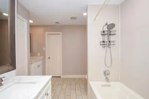 9715 Atwell Dr, Houston, TX 77096 - Photo 40