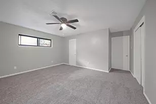 5822 Belrose Dr, Houston, TX 77035 - Photo 8