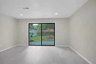 5822 Belrose Dr, Houston, TX 77035 - Photo 4