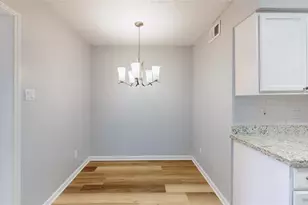 14147 Misty Meadow Ln, Houston, TX 77079 - Photo 10