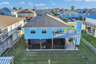 114 Four Master Rd, Freeport, TX 77541 - Photo 8