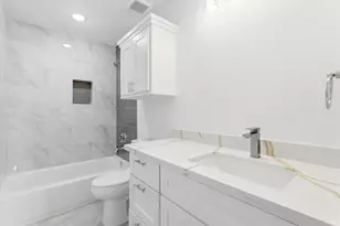 230 S Y St, La Porte, TX 77571 - Photo 10