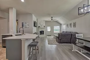 3729 Breckenridge Dr, Montgomery, TX 77356 - Photo 10