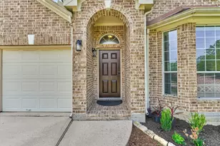 3729 Breckenridge Dr, Montgomery, TX 77356 - Photo 2