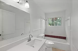10642 Mayfield Rd, Houston, TX 77043 - Photo 32