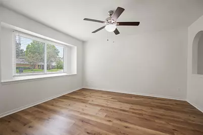 10642 Mayfield Road, Houston, TX 77043 - Photo 4
