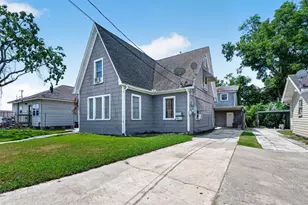 415 W Pearce St, Baytown, TX 77520 - Photo 40