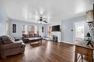 415 W Pearce St, Baytown, TX 77520 - Photo 6