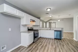 8511 Doskocil Dr, Houston, TX 77044 - Photo 14