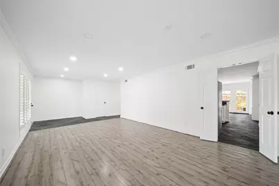 1573 W Sam Houston Parkway S, Houston, TX 77042 - Photo 4