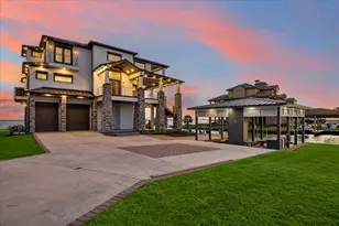 1 Water Ky, Hitchcock, TX 77563 - Photo 2