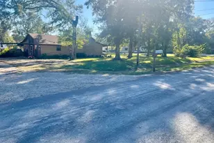 4902 Magnolia Ln, Old River-Winfree, TX 77535 - Photo 24