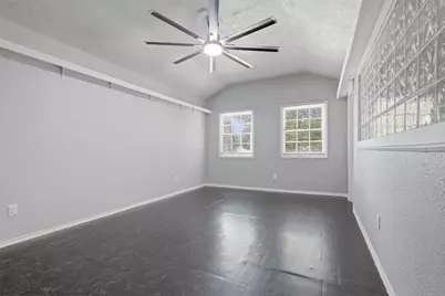 3831 Derbyhall Drive, Houston, TX 77066 - Photo 8