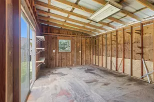 3831 Derbyhall Dr, Houston, TX 77066 - Photo 16