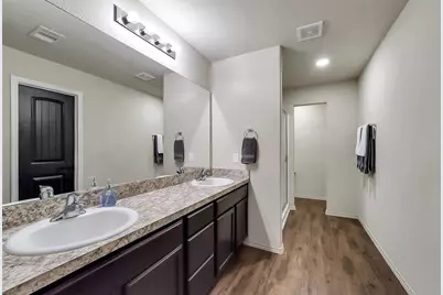 16610 Green Feather Drive, Houston, TX 77049 - Photo 14