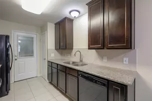 11905 Algonquin Dr, Houston, TX 77089 - Photo 12