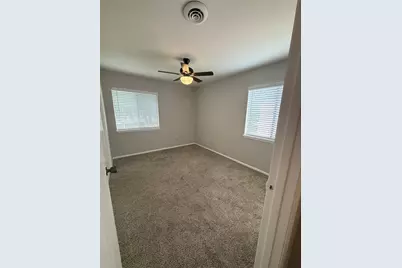 923 Carrell Street #D, Tomball, TX 77375 - Photo 8
