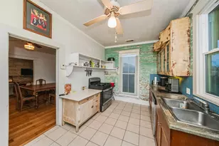 695 Wightman St, Matagorda, TX 77457 - Photo 18