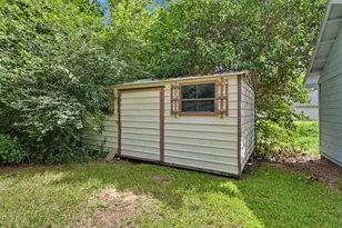 506 Texas, Tomball, TX 77375 - Photo 28
