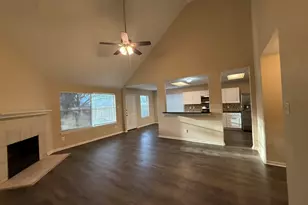 308 Glade Bridge Ln, Dickinson, TX 77539 - Photo 14