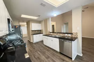 308 Glade Bridge Ln, Dickinson, TX 77539 - Photo 32