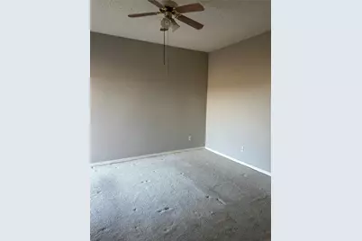 10104 Waterstone Drive, Houston, TX 77042 - Photo 8