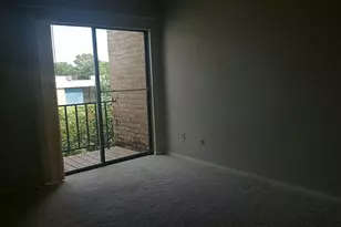 10104 Waterstone Dr, Houston, TX 77042 - Photo 20