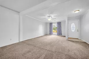 2808 Burke Rd, Pasadena, TX 77502 - Photo 2