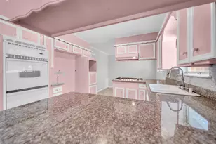 2808 Burke Rd, Pasadena, TX 77502 - Photo 10