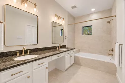 5222 Brinkman Court, Houston, TX 77091 - Photo 12