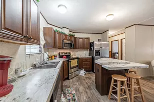 14273 Shadow Bay Dr, Willis, TX 77318 - Photo 6