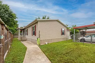 14273 Shadow Bay Dr, Willis, TX 77318 - Photo 4