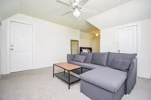 1313 Peden St, Houston, TX 77006 - Photo 14