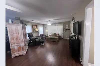 120 W Stockbridge Street, Eagle Lake, TX 77434 - Photo 8