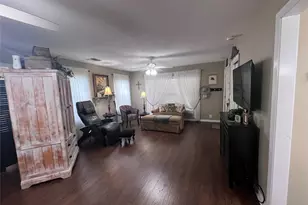 120 W Stockbridge St, Eagle Lake, TX 77434 - Photo 8