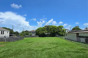 3418 Avenue M, Galveston, TX 77550 - Photo 1