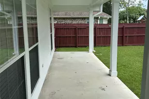 2125 Willowglen Dr, Beaumont, TX 77707 - Photo 10