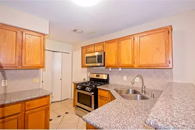 2711 Grants Lake Boulevard #152, Sugar Land, TX 77479 - Photo 12