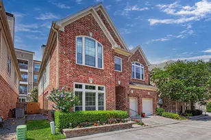 1015 Vaulted Oak St, Houston, TX 77008 - Photo 2