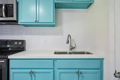 215 Hyde Park Boulevard #A, Houston, TX 77006 - Photo 6