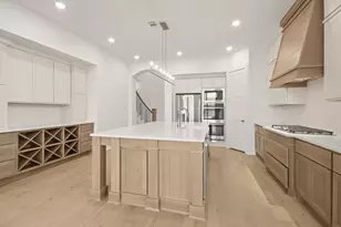 1199 Basset Hound Dr, Montgomery, TX 77316 - Photo 2