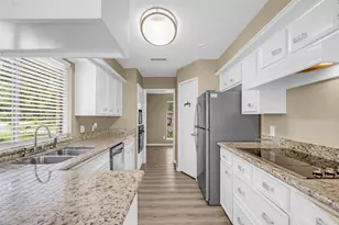 3706 Glenwood Springs Dr, Houston, TX 77345 - Photo 12