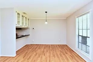 8409 Bayou Pine Ct, Houston, TX 77040 - Photo 10