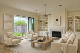 2704 Maxroy Dr, Houston, TX 77007 - Photo 4