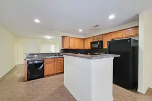 12835 Regal Oaks Bend Ln, Houston, TX 77047 - Photo 10
